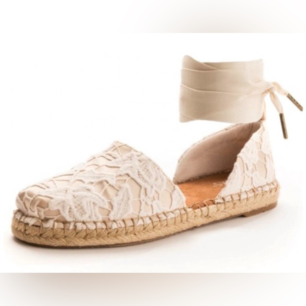 Tons NWT Cream Lace Espadrille Ankle-Tie Flats - Women